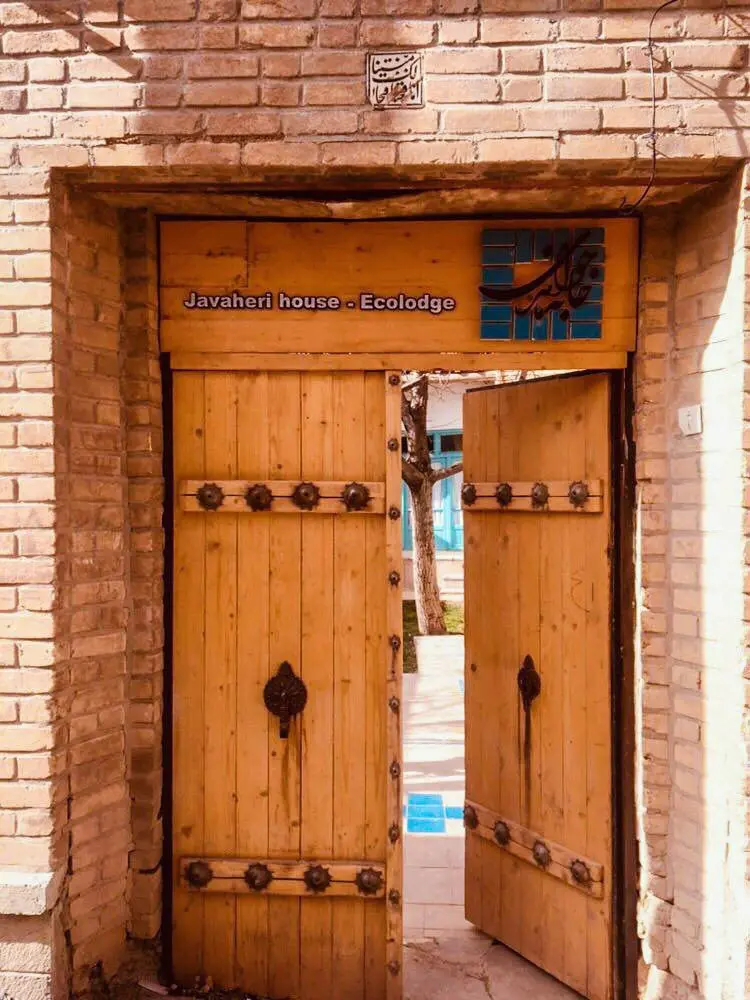 اجاره اقامتگاه بوم گردی خانه جواهری در بویین و میاندشت