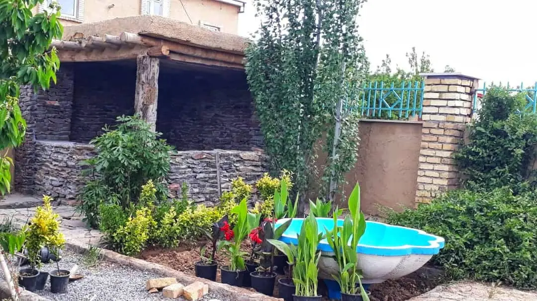 اقامتگاه بوم گردی کیخسرو در خنداب