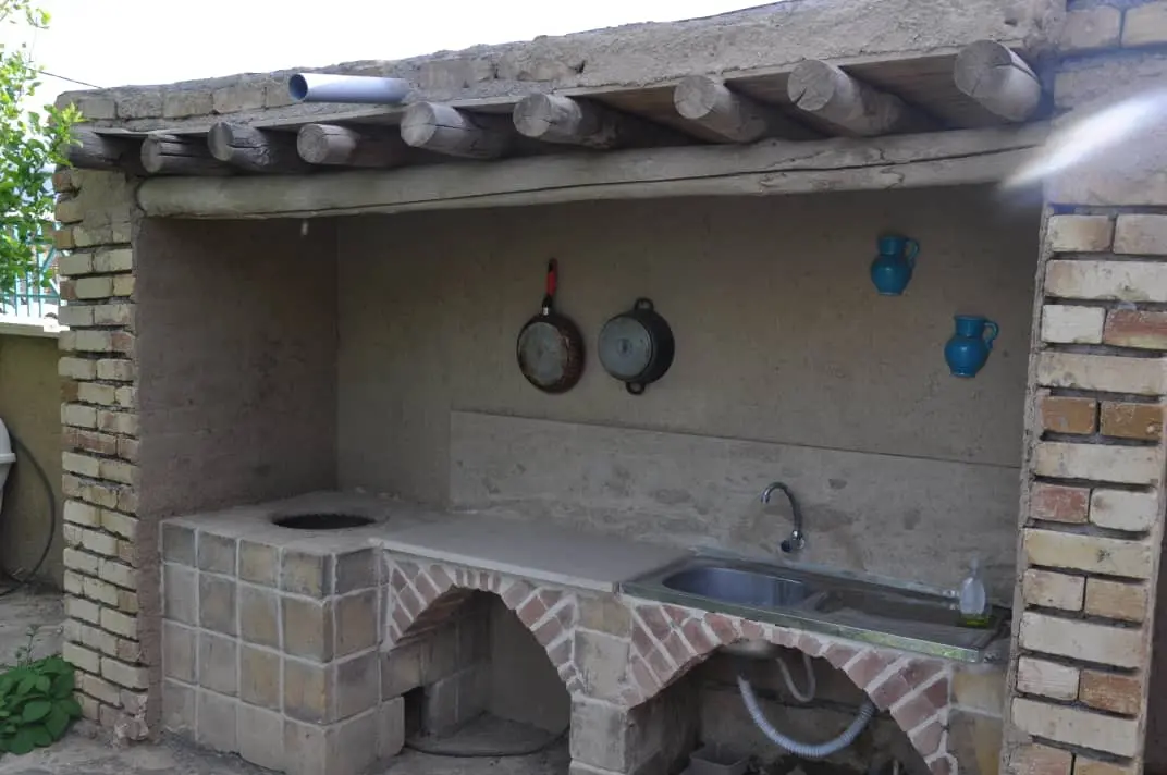 اقامتگاه بوم گردی کیخسرو در خنداب