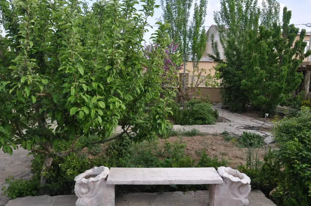 اقامتگاه بوم گردی کیخسرو در خنداب