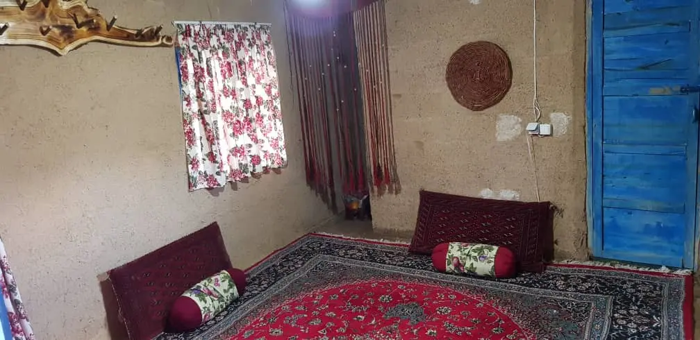 اقامتگاه بوم گردی ماهی بازان در خرم آباد