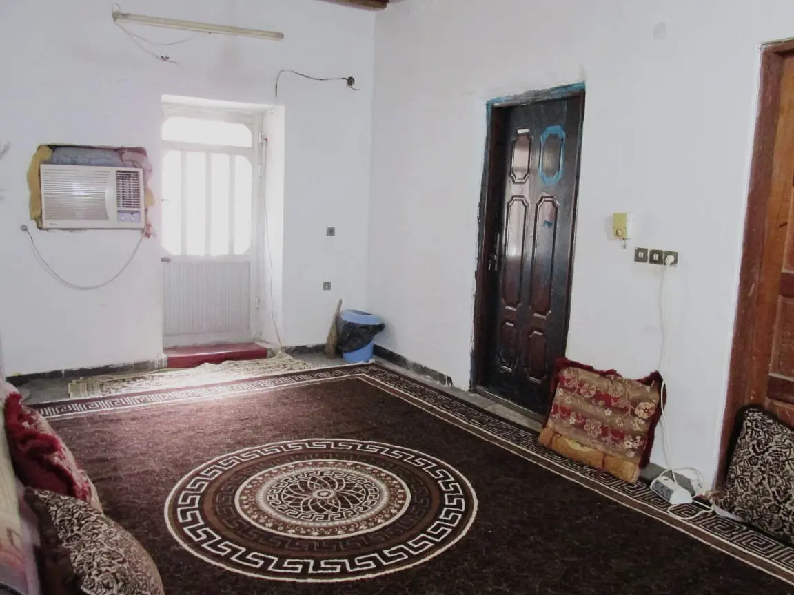 بوم گردی مادر حسن جزیره هرمز