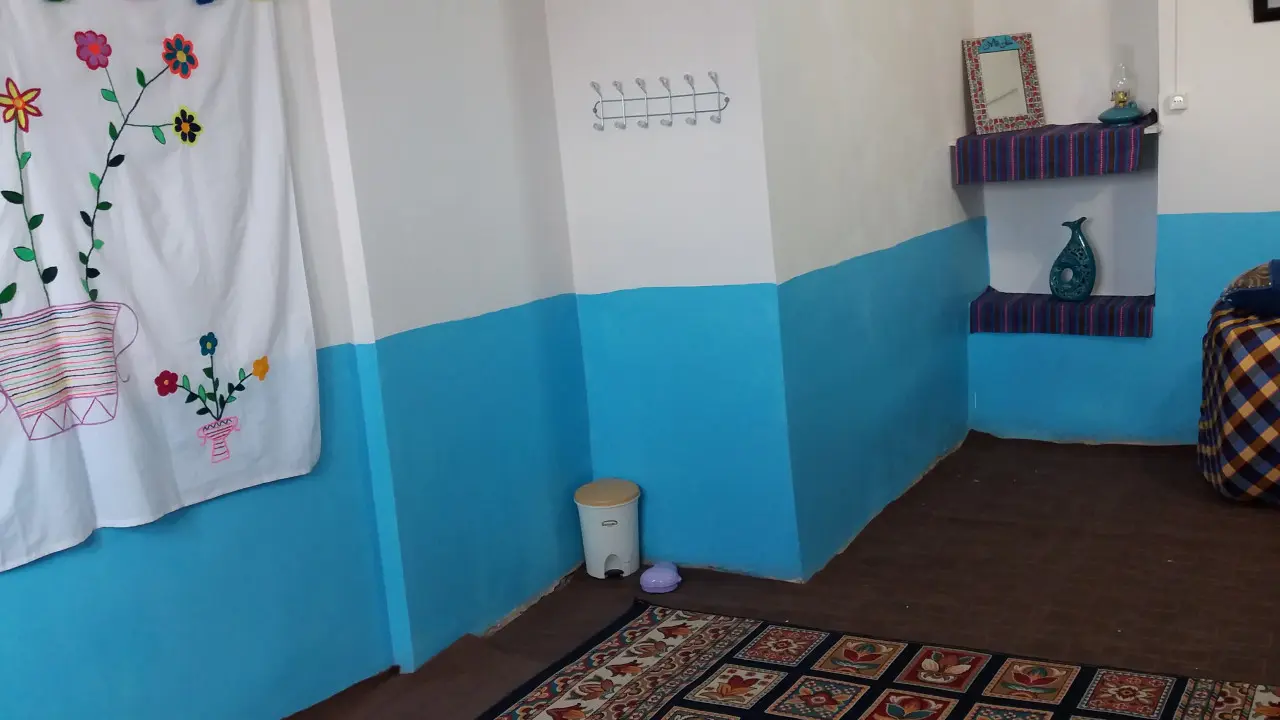 بوم گردی خان قالان در کبودرآهنگ