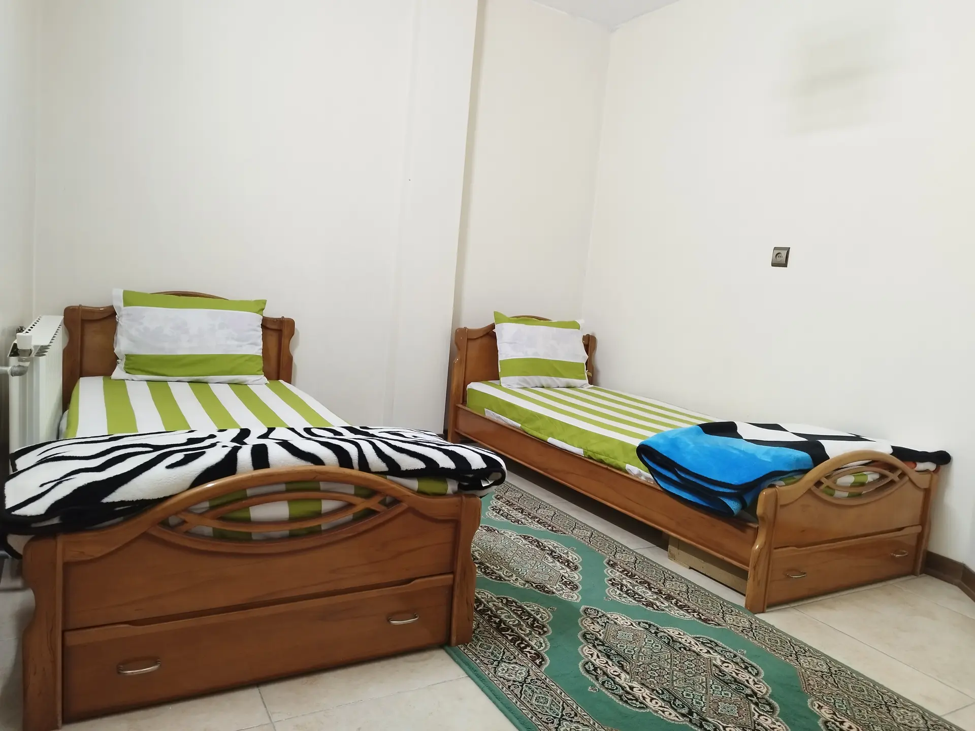 آپارتمان نقش جهان(طبقه اول)