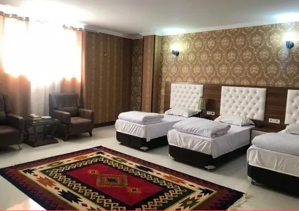 سوئیت 5 نفره هتلی در سیرجان