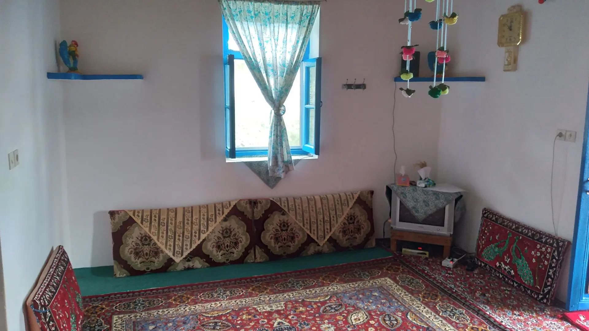 خانه سنتی  بومگردی کلاک