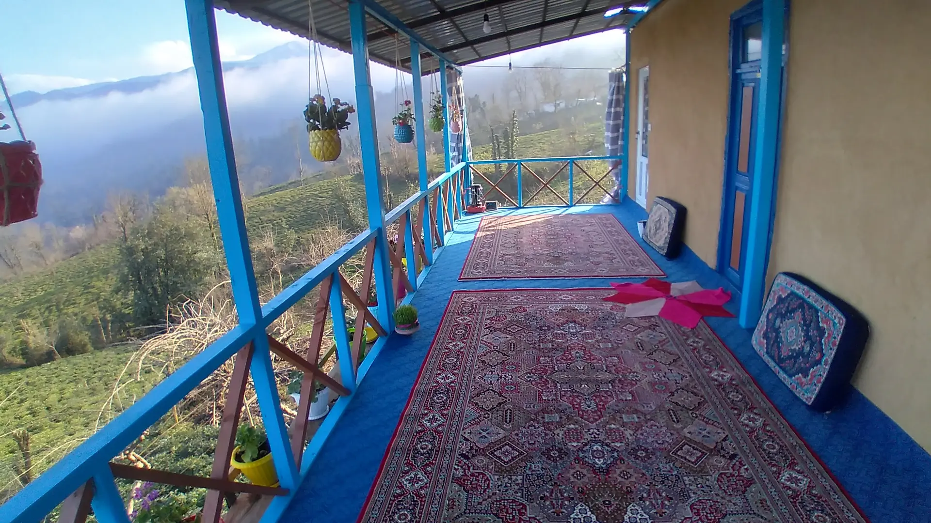 خانه سنتی  بومگردی کلاک