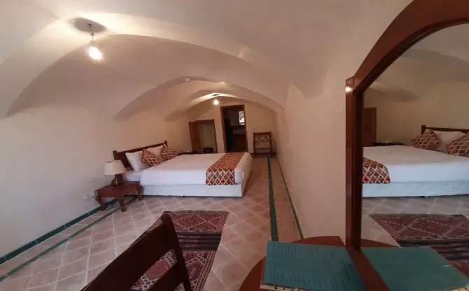 هتل سنتی فلاحتی در کاشان