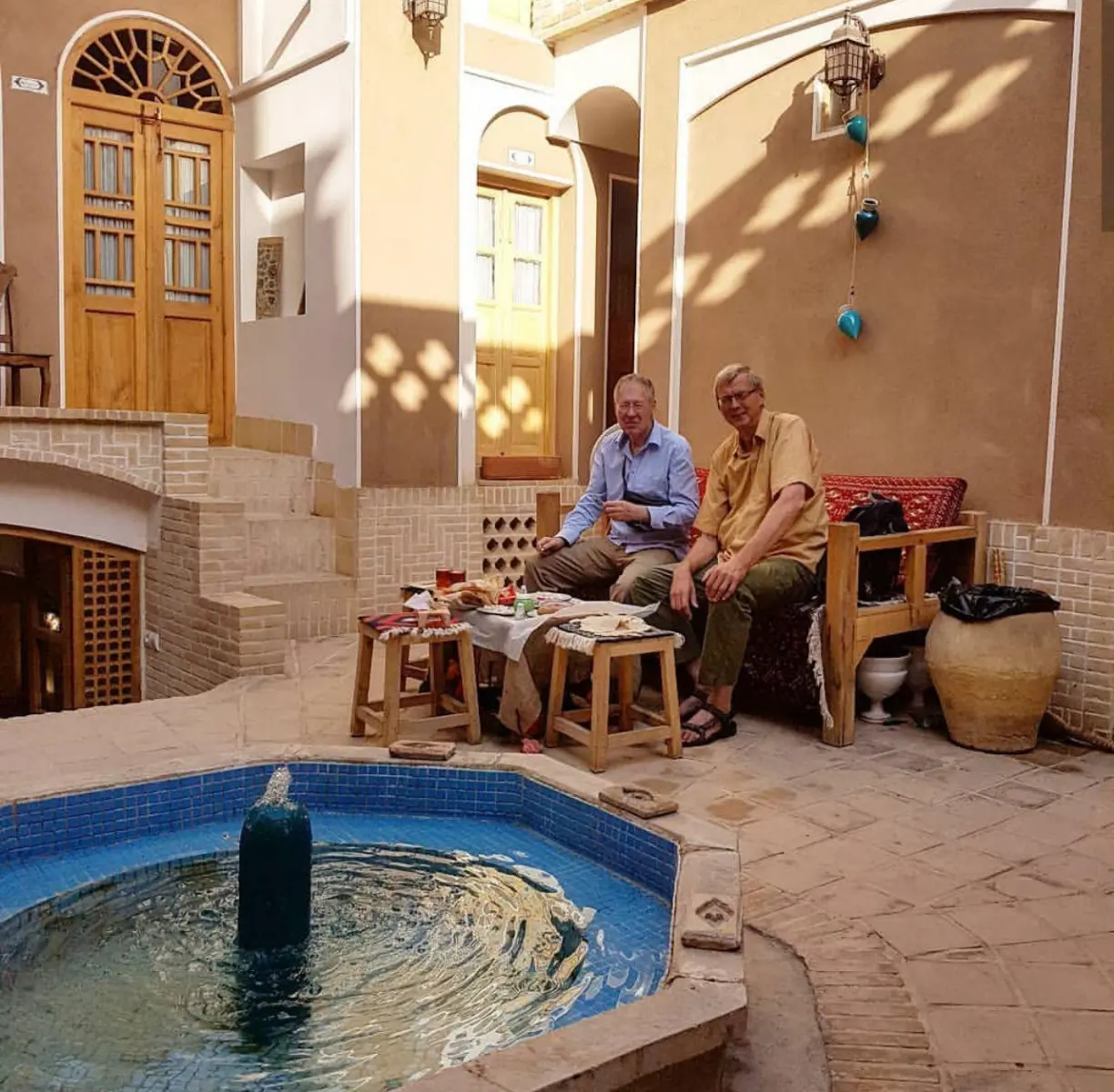 اجاره بوم گردی سرای سایه در کاشان
