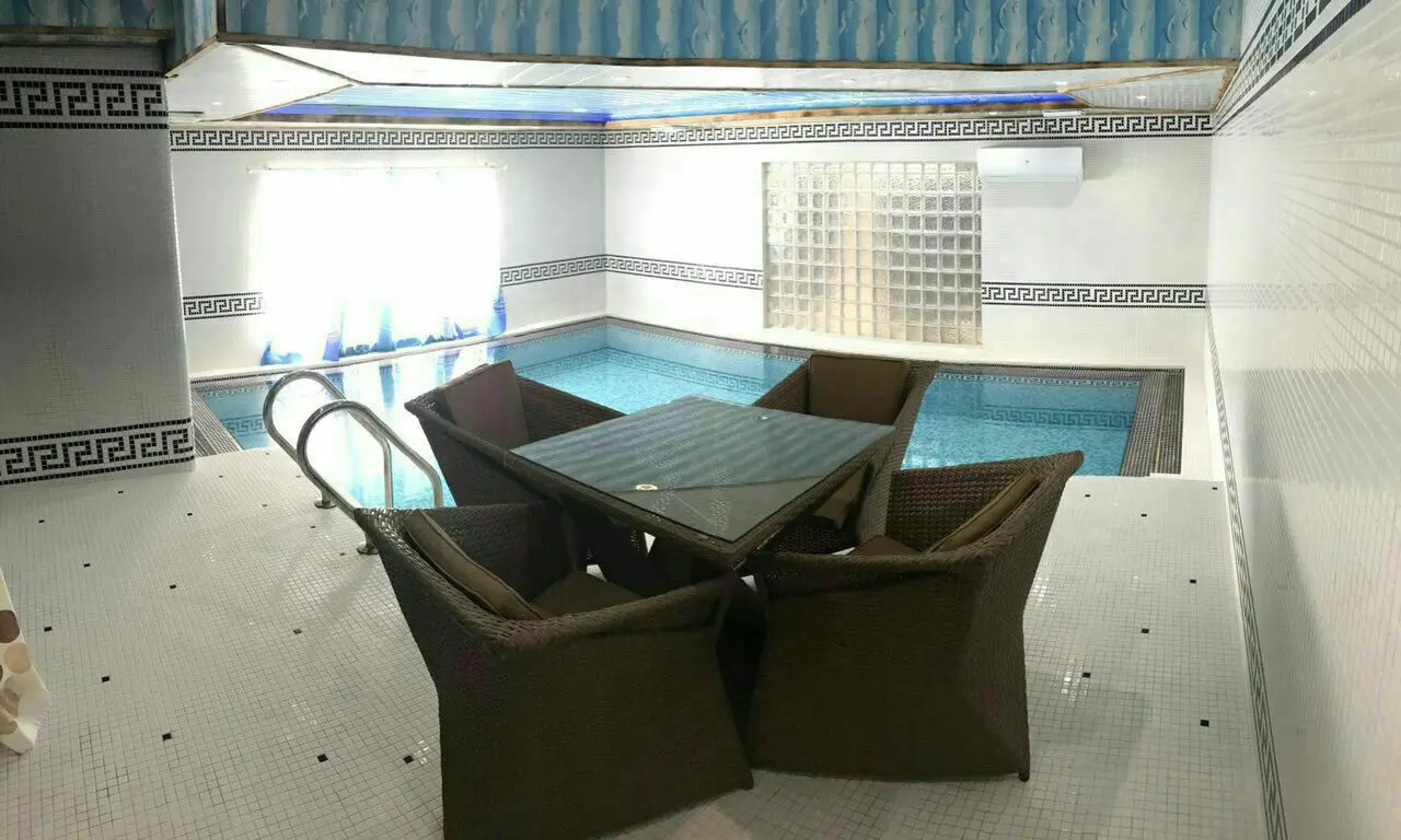 ویلا نوشهر سه خواب با استخر در ساحل