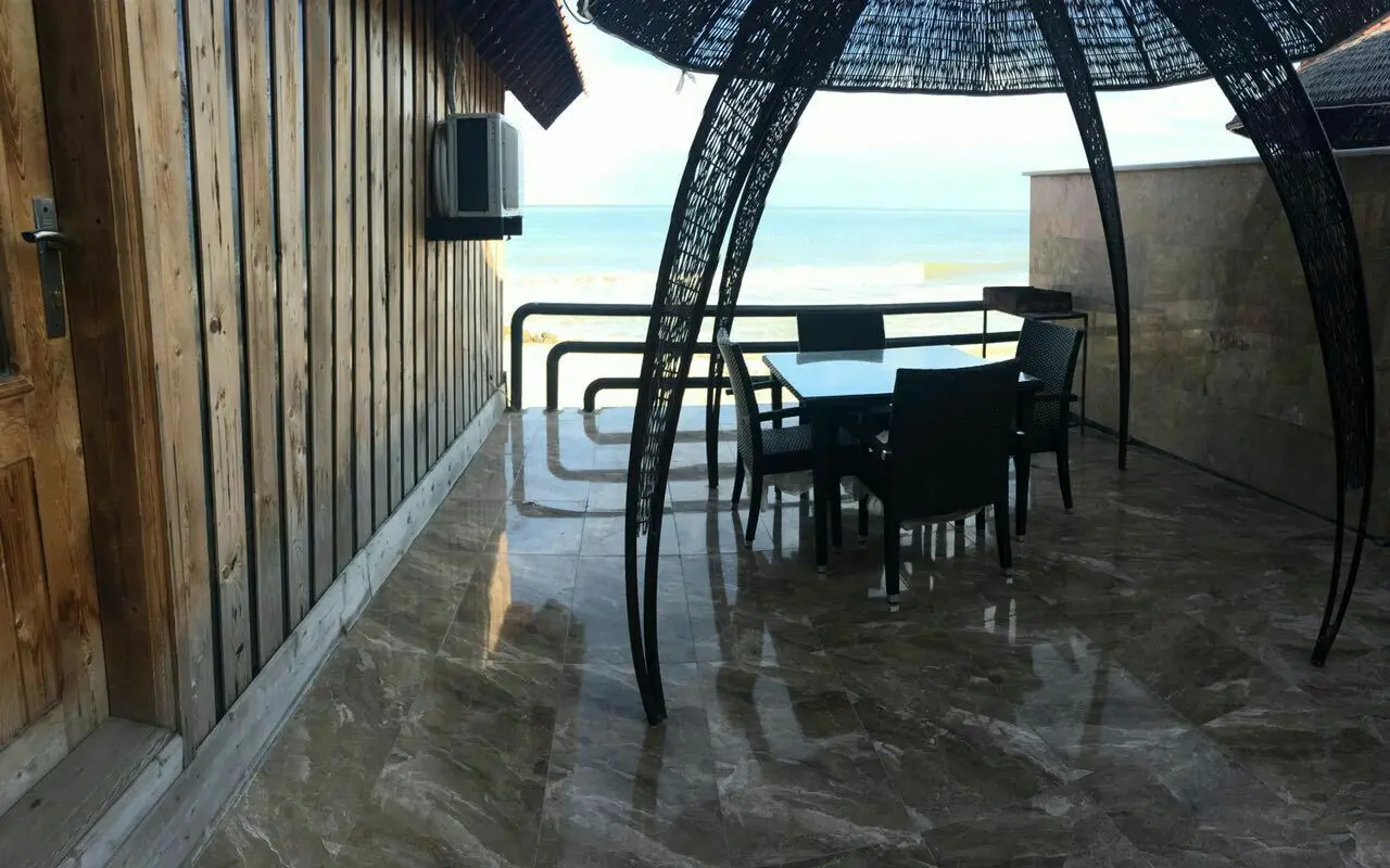کلبه چوبی در نوشهر