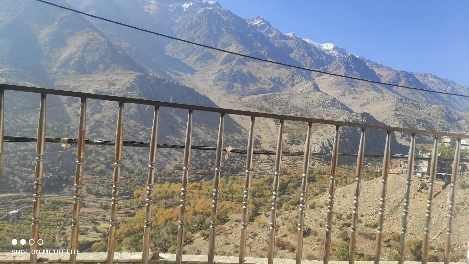 خانه اجاره ای باقیمت مناسب در اورامان تخت