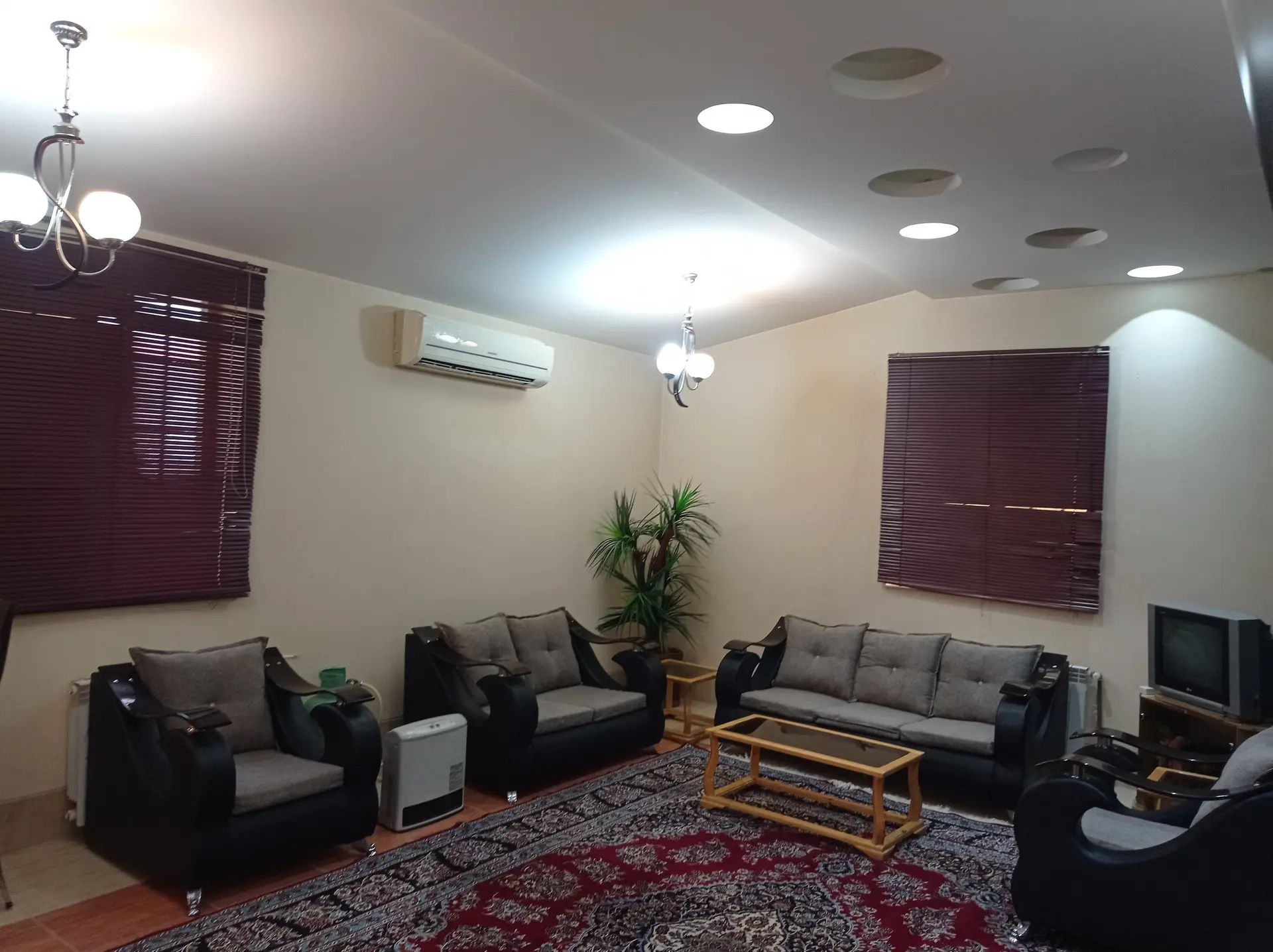 اجاره ویلا استخردار در همدان