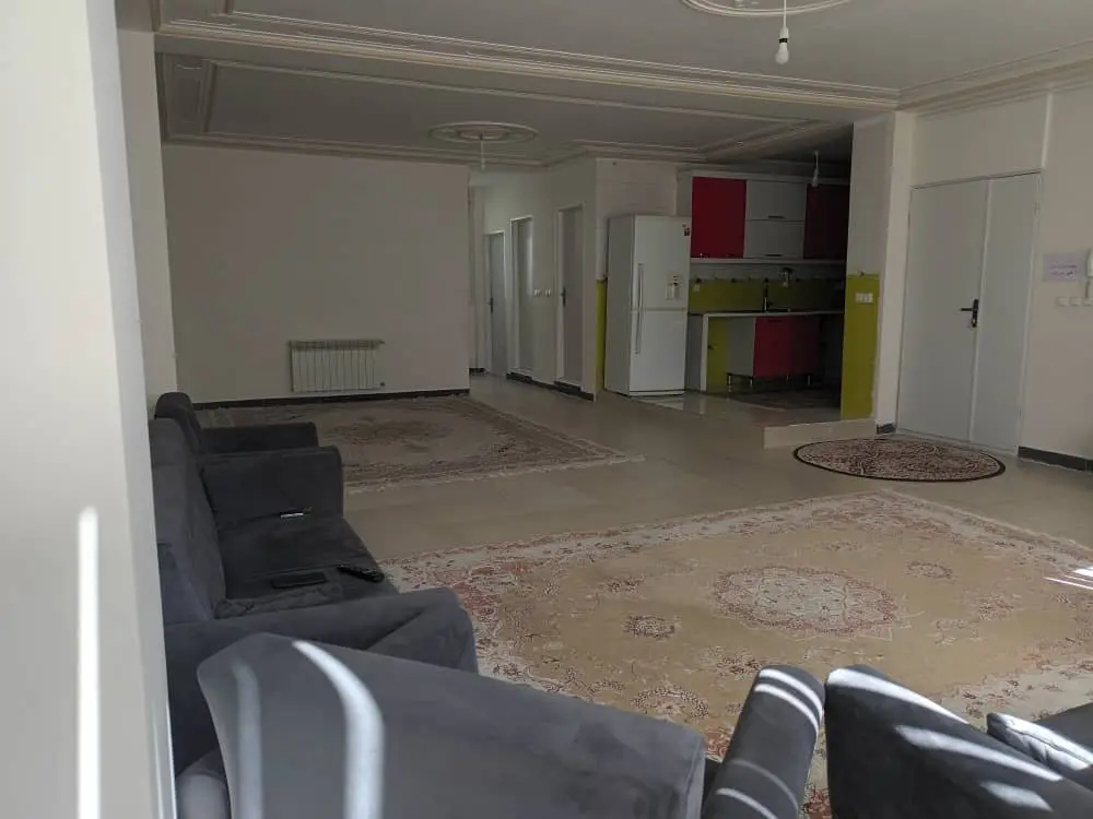 سوئیت دو خواب در زنجان