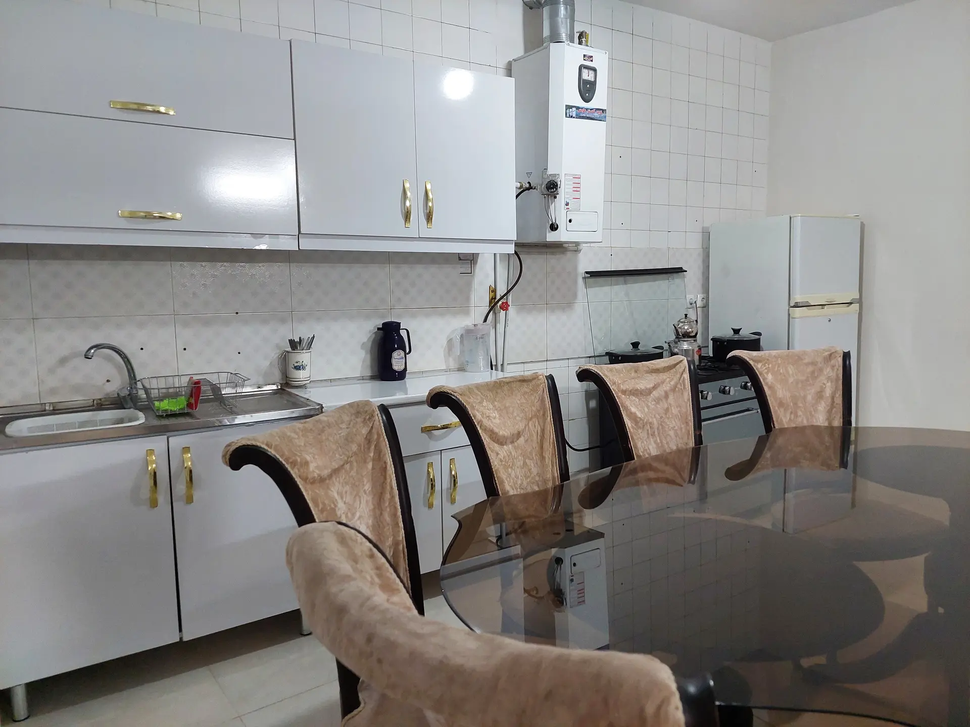 آپارتمان دو خوابه مبله نزدیک حرم