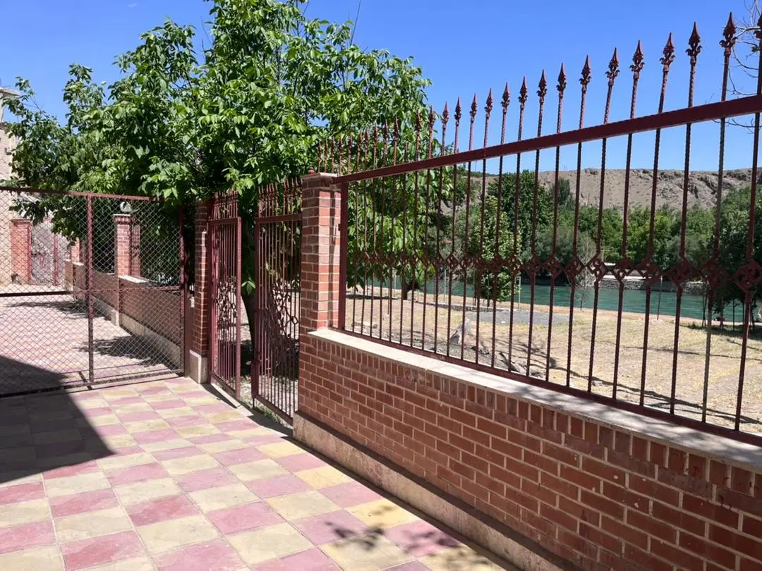 ویلا اجاره ای دوخوابه طبقه اول چهل ایوان  سامان