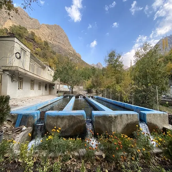 ویلا باغِ چشمه مارو داریان