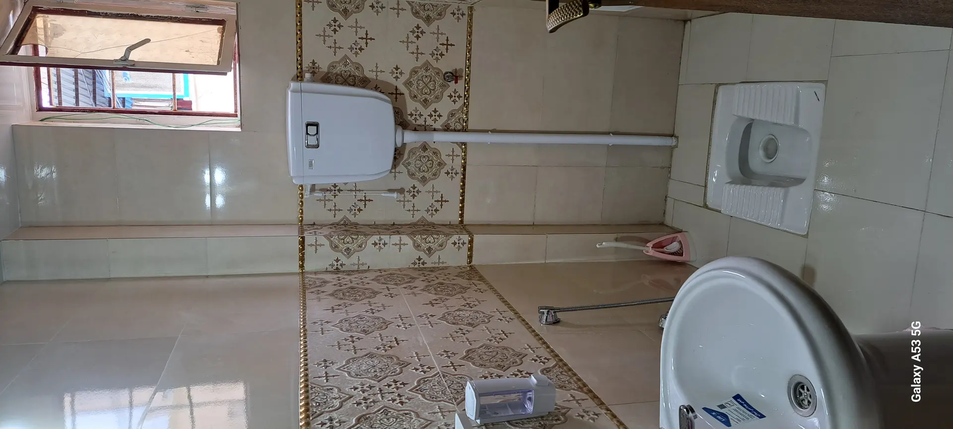 هتل آپارتمان  توکا واحد 1سنندج 