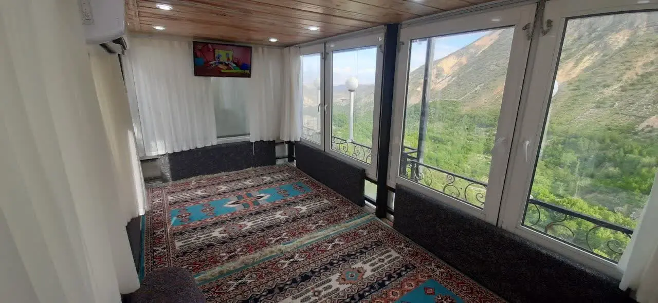 اقامتگاه بوم گردی بام شیت در طارم 