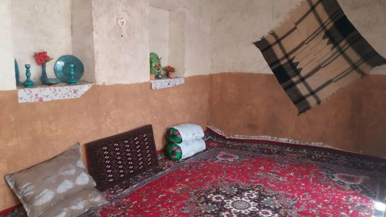 بومگردی روستایی خانه ما در اسدآباد