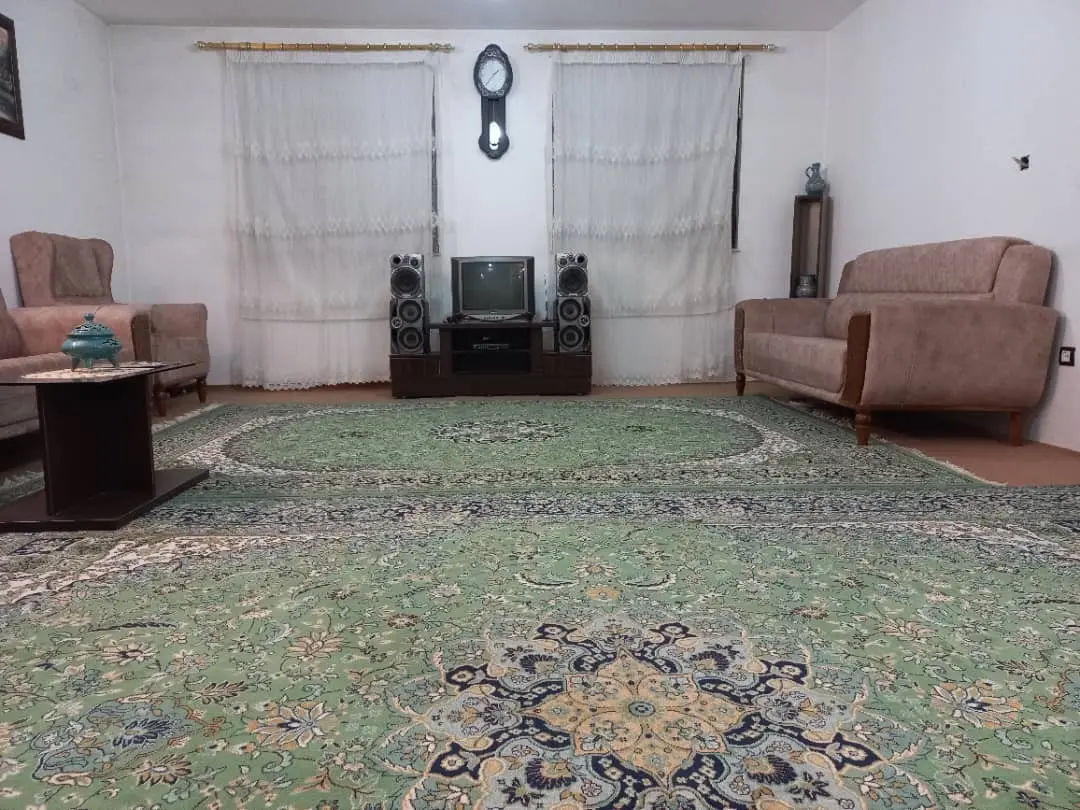 واحد ویلایی روزانه مرکز شهر همدان