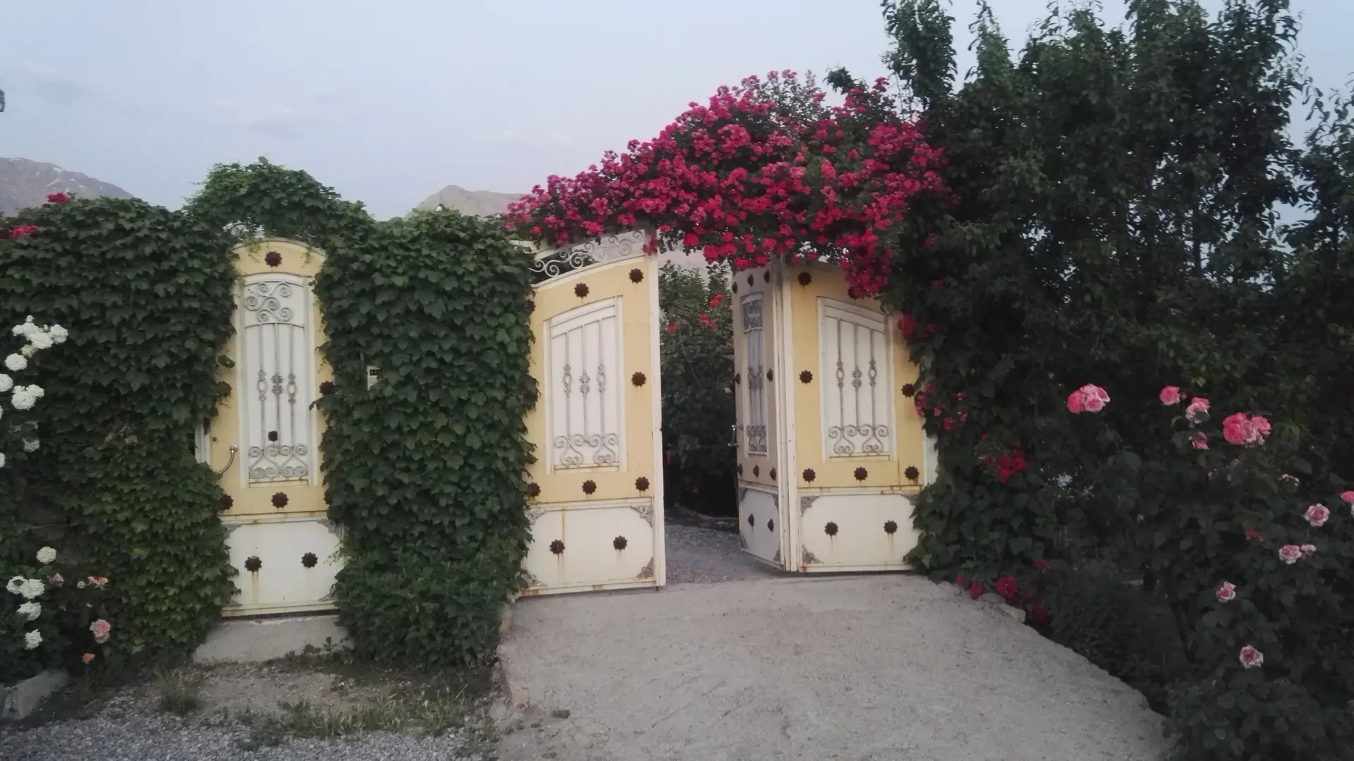 ویلا باغ زاگرس