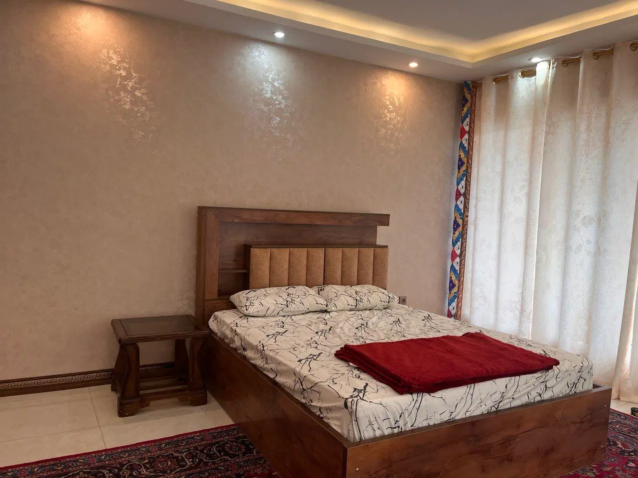 اجاره ویلای لوکس استخردار قلعه رودخان