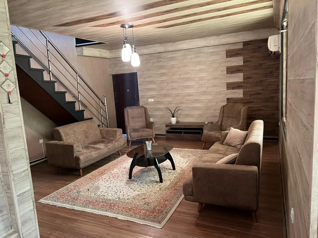 ویلا استخردار روباز ابتدای رامجین