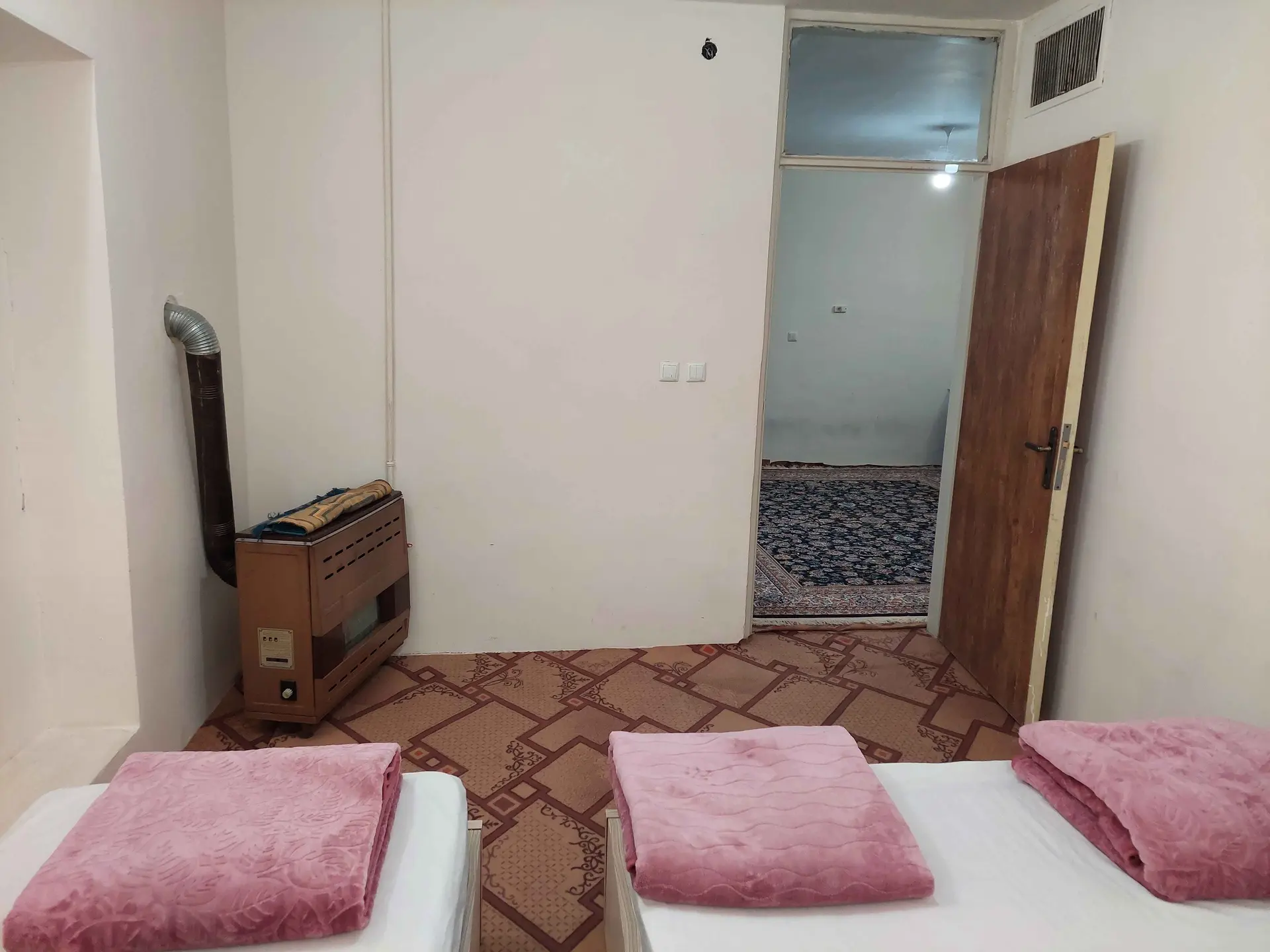 اجاره روزانه دوخوابه نزدیک حرم مبله باب الجواد