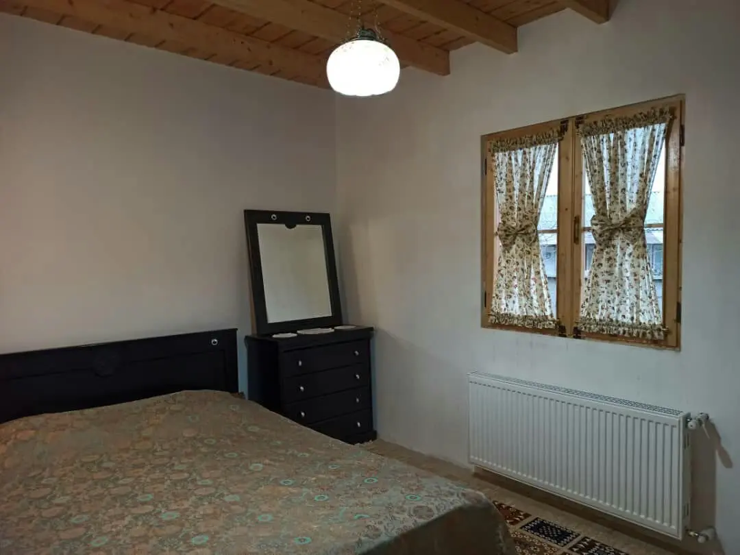 عمارت بومگردی باباخان گیلان (سوئیت نازخاتون)