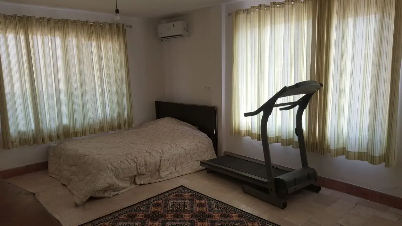 ویلای تریپلکس استخر آبگرم در کردان