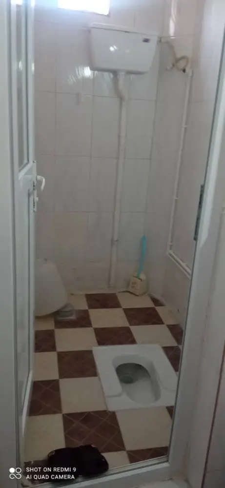 واحد تک خوابه نزدیک به دریاچه