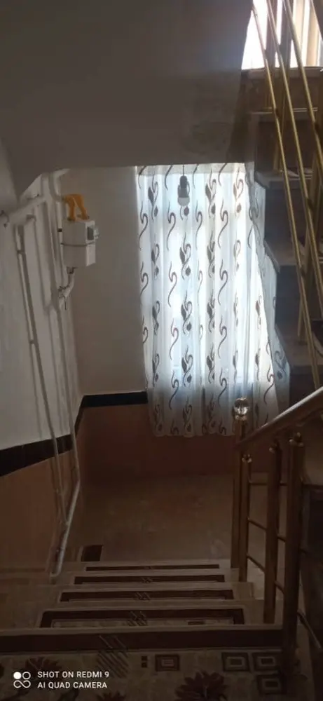 واحد تک خوابه نزدیک به دریاچه