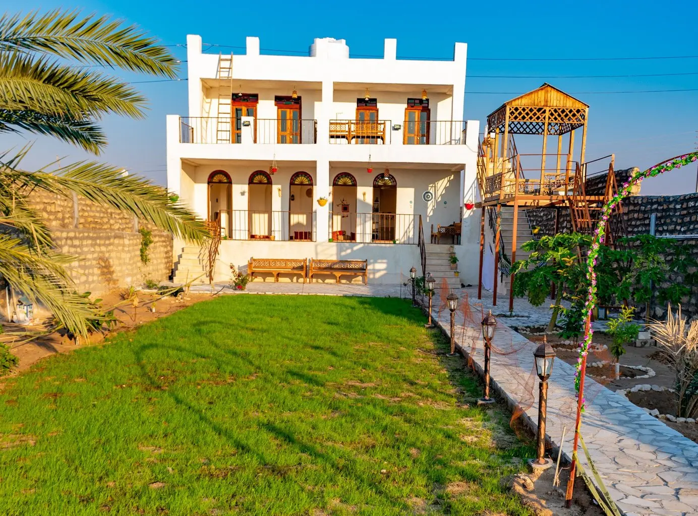 اجاره بوم گردی پنج دری بربو در دلوار 