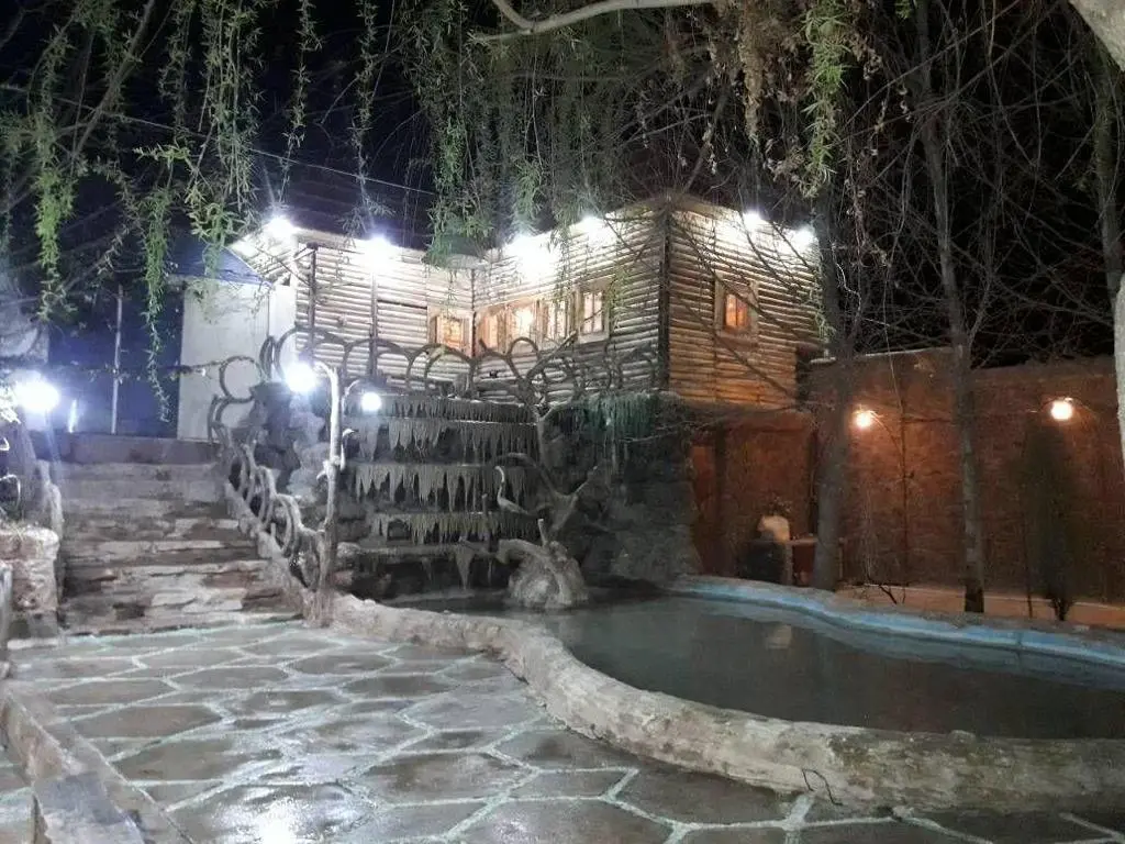 ویلا استخر و جکوزی دار اطراف شیراز