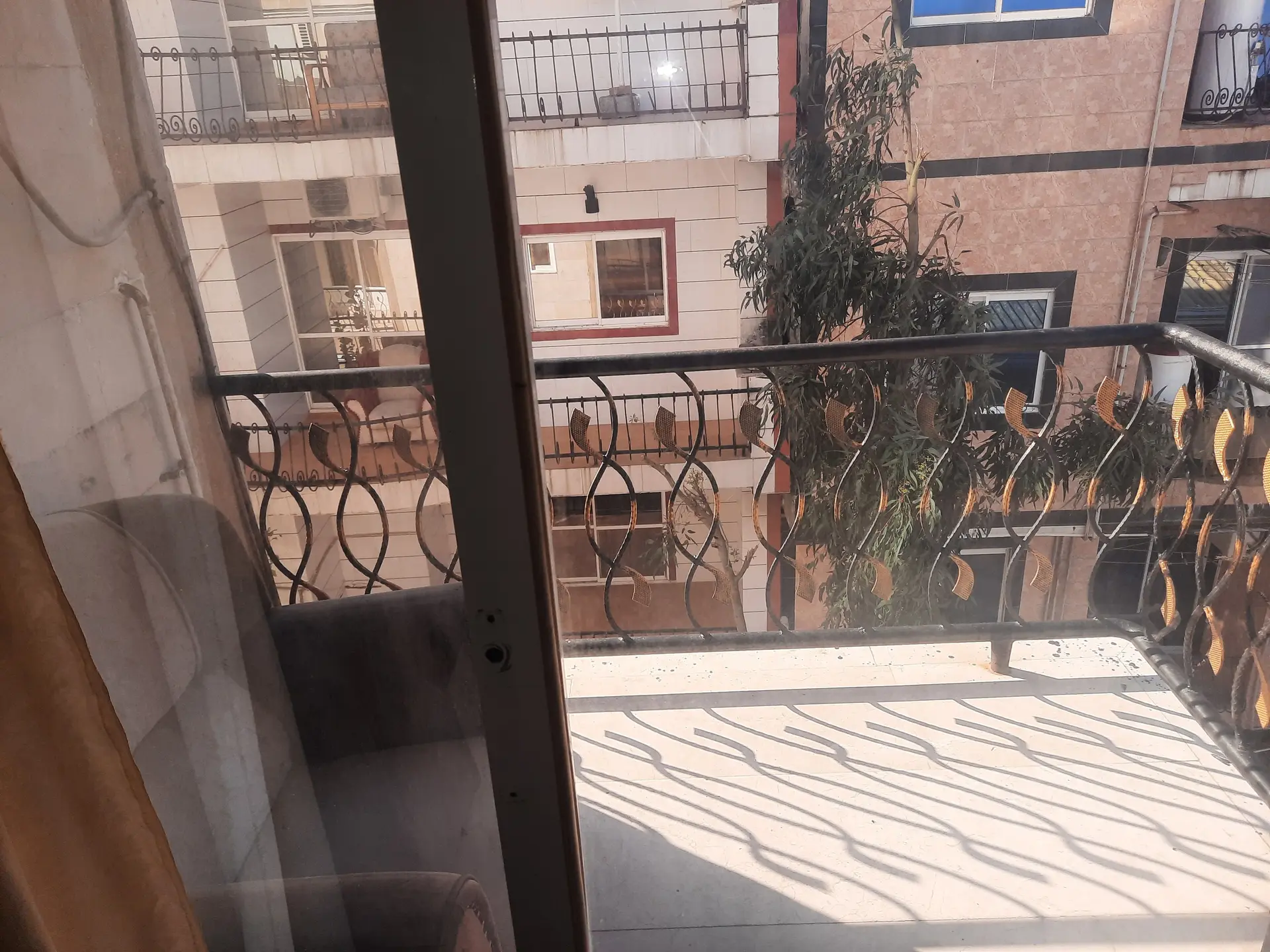واحد تک خوابه تراس دار دید دریا 