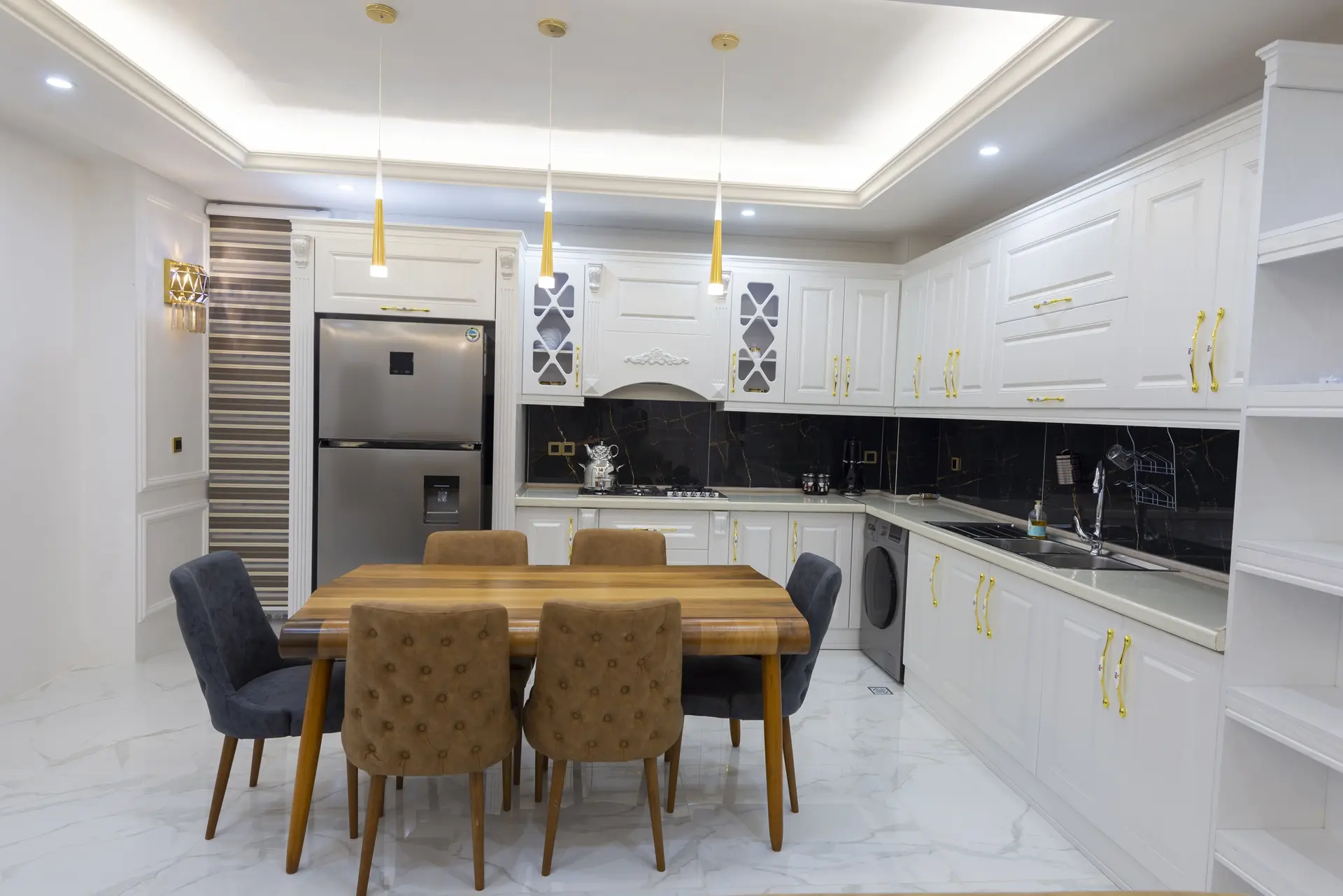 عمارت جنگلی پارادایس با استخر آبگرم