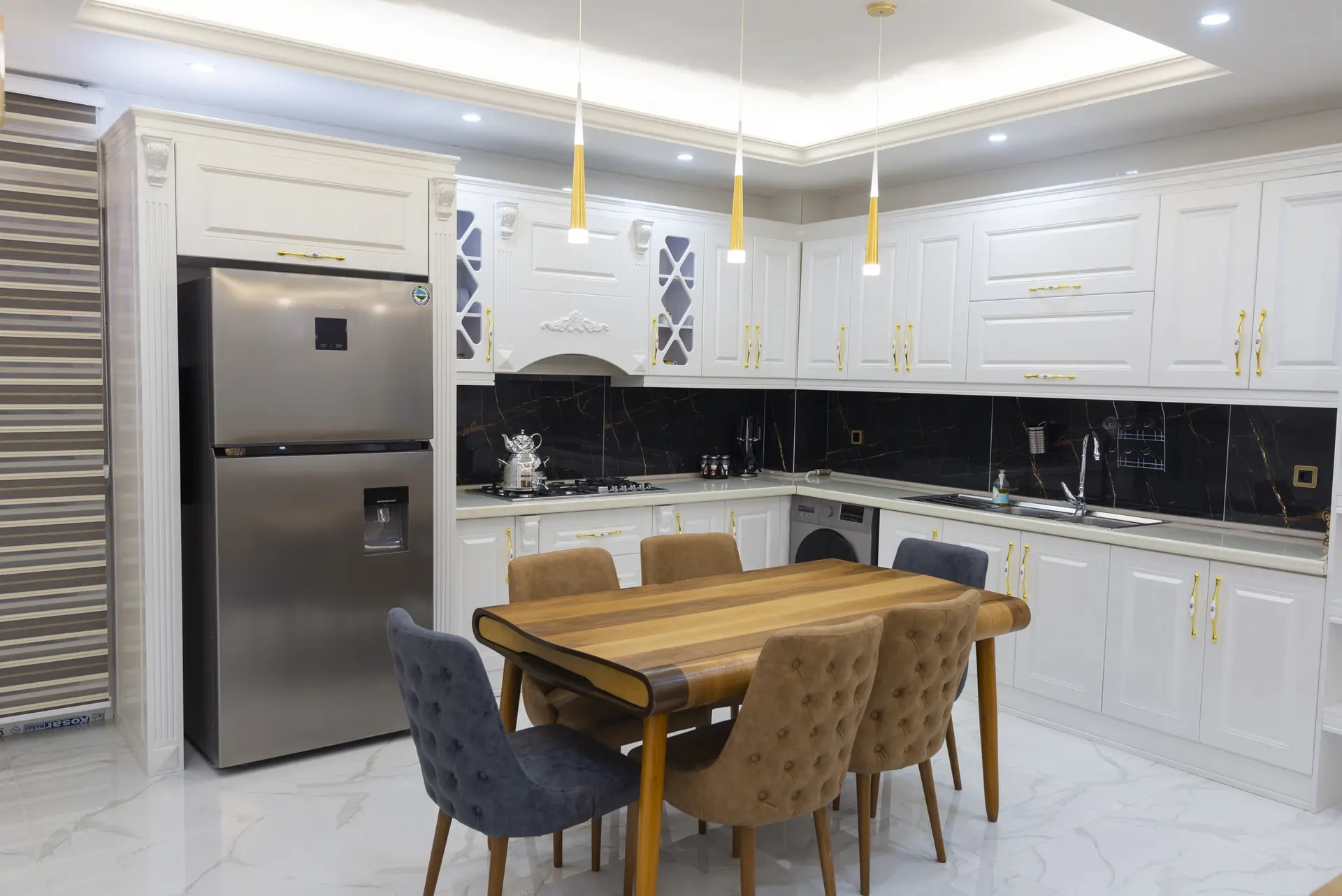 عمارت جنگلی پارادایس با استخر آبگرم