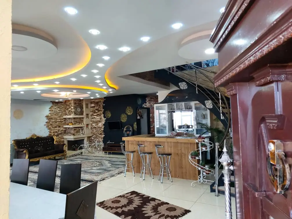 اجاره ویلا استخردار در کودیان شیراز