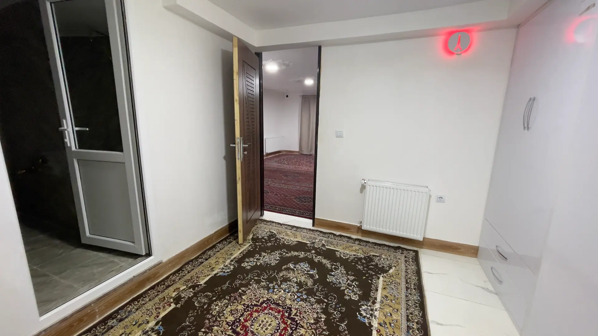 اجاره واحد تمیز اورامان تخت