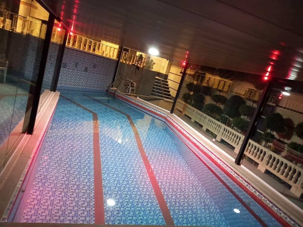 عمارت فوق لوکس کاخ پارسه در صدرا 