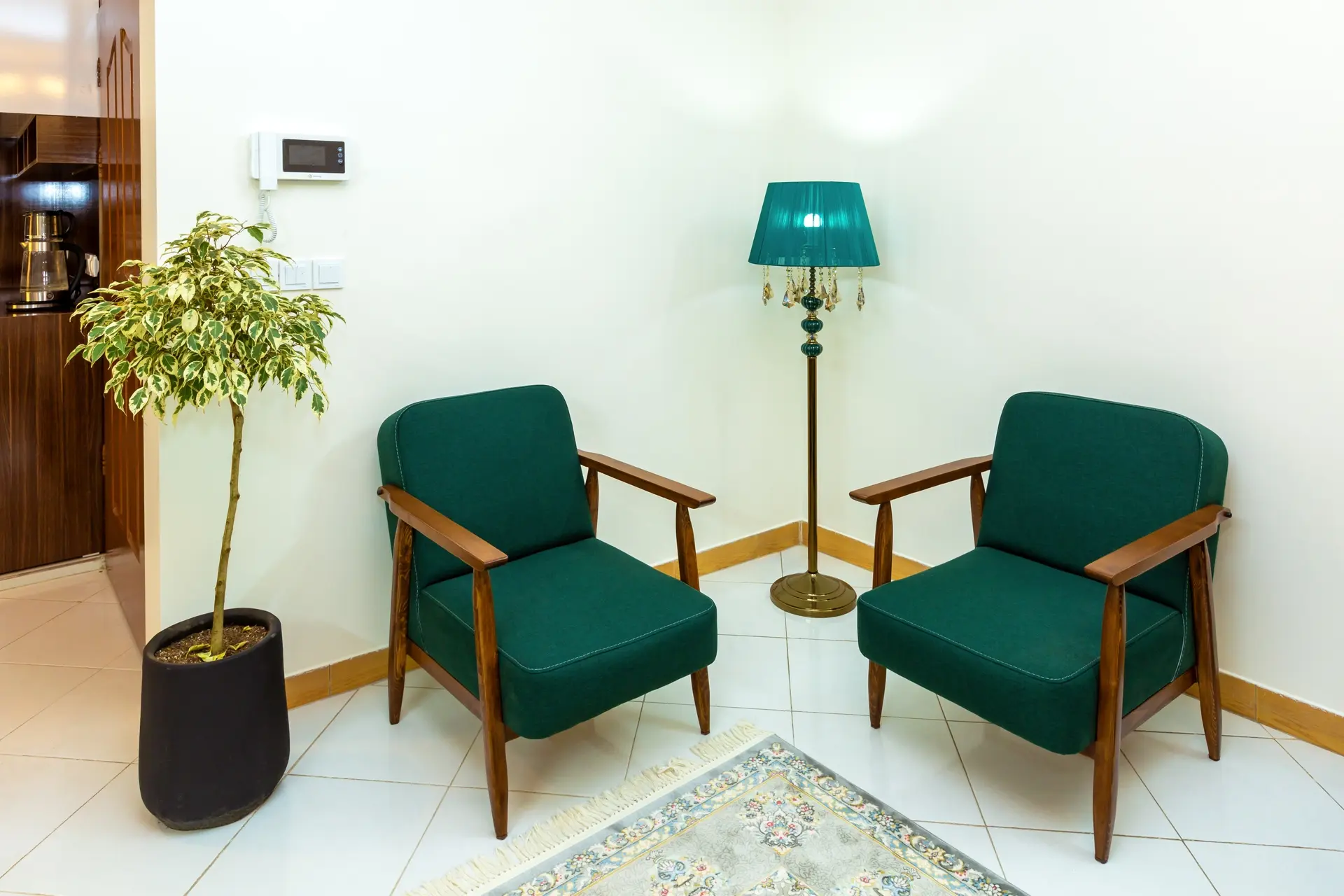 واحد مبله دو خواب با پارکینگ خیابان امام رضا (6)