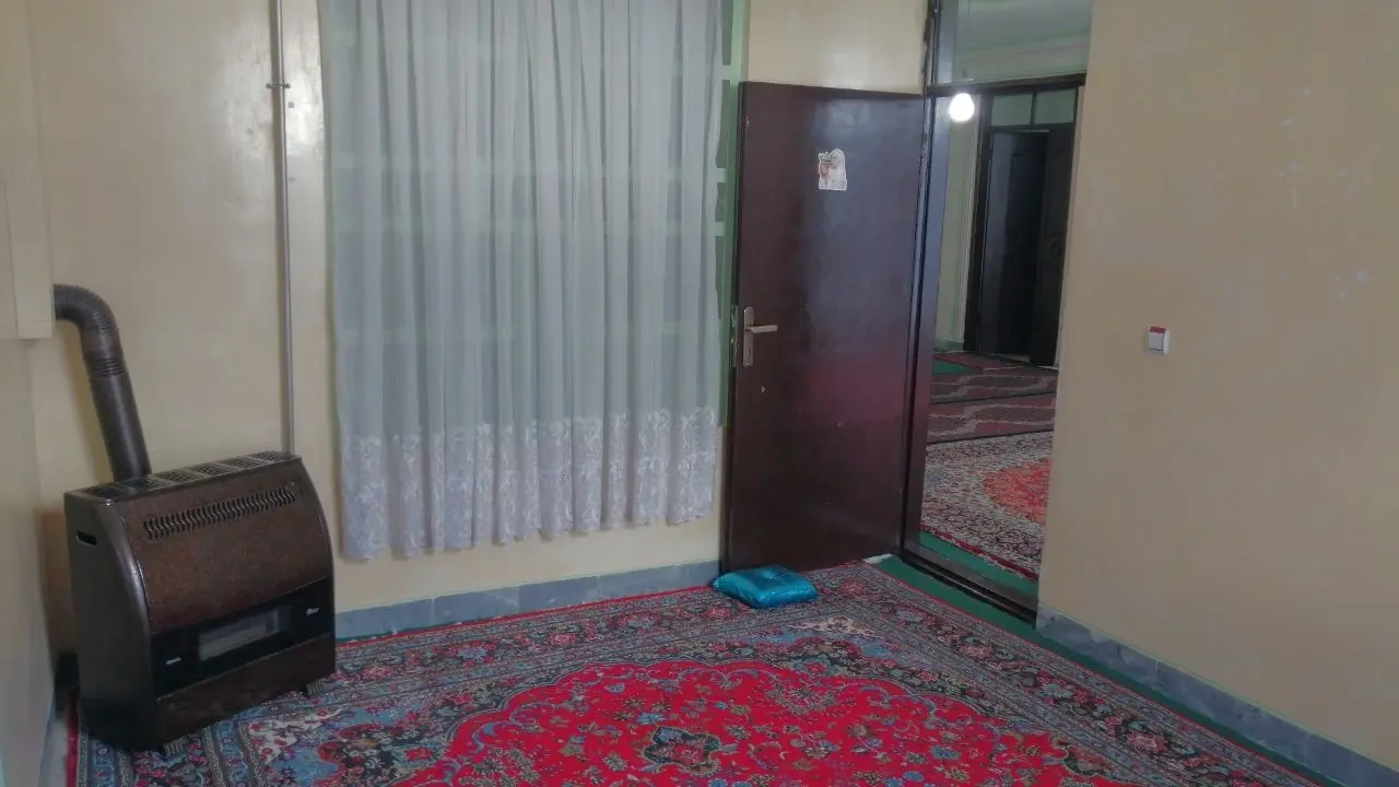 اقامتگاه دوخوابه در اورامان تخت