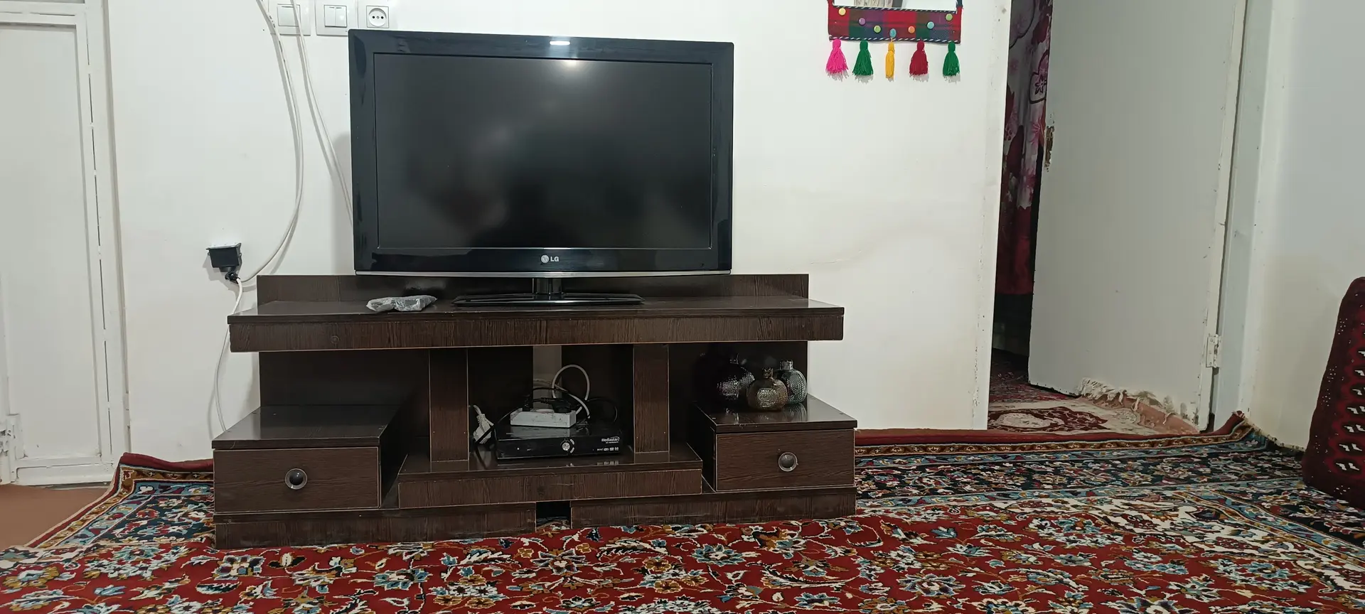 اقامتگاه کارزان با پارکینگ اختصاصی پاوه داریان