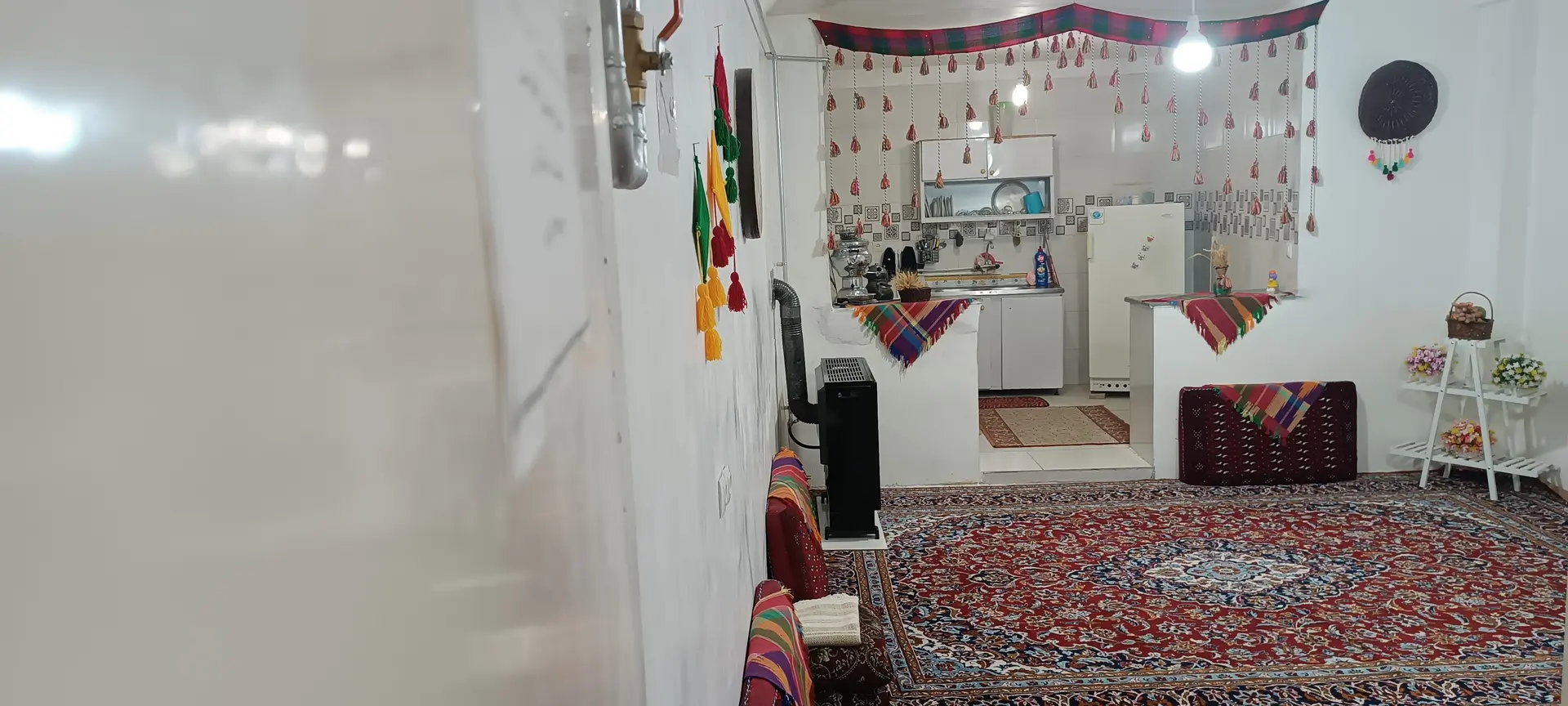 اقامتگاه کارزان با پارکینگ اختصاصی پاوه داریان