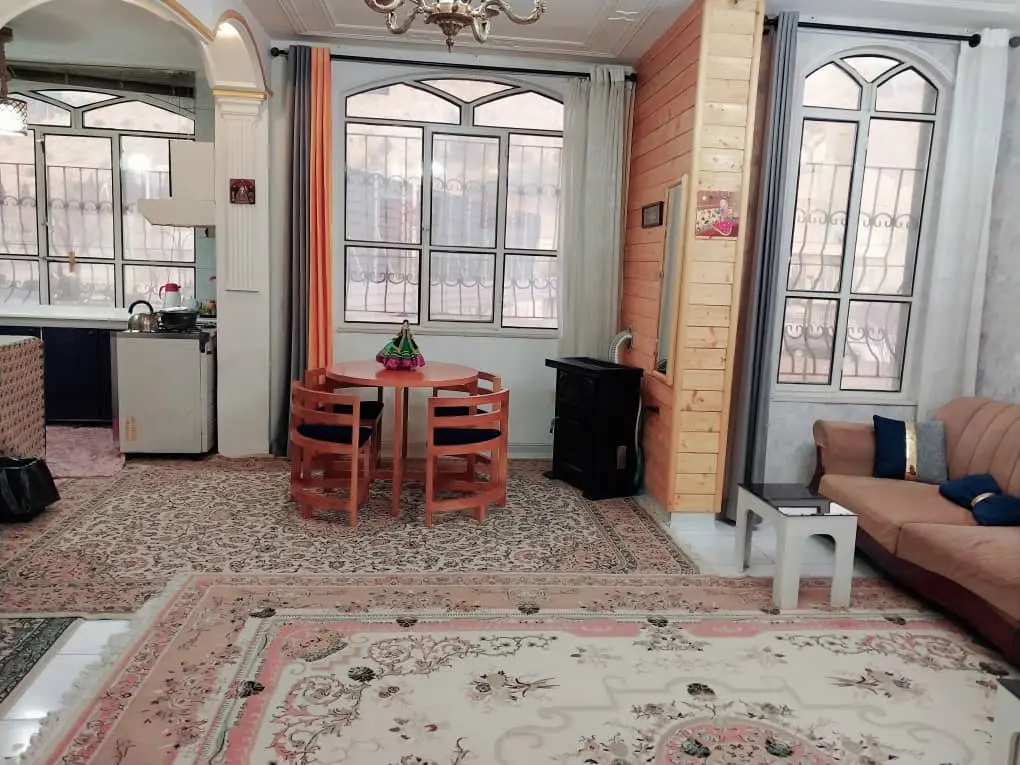 اقامتگاه لوکس حافظیه