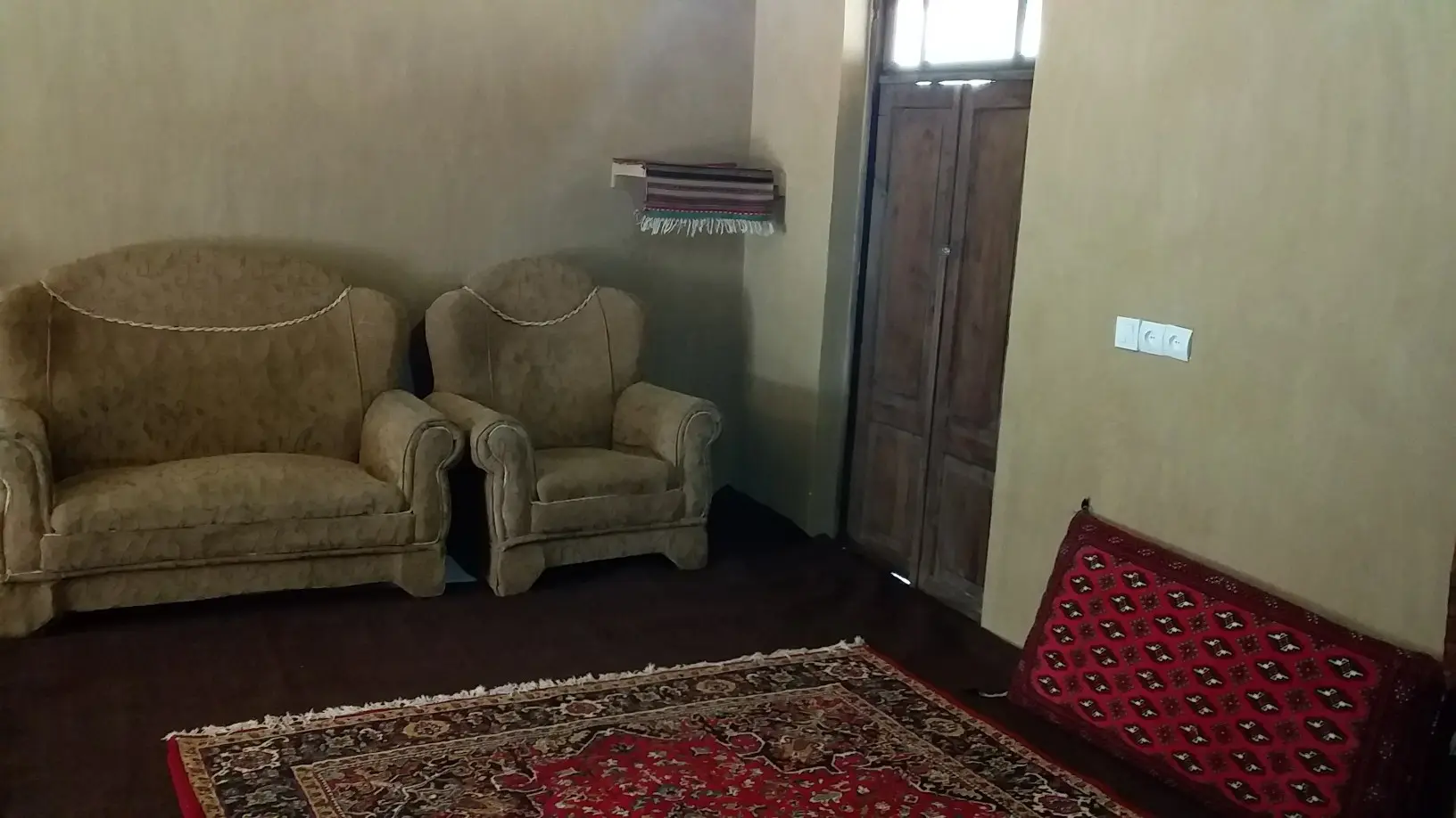 اجاره کلبه اقامتی روزانه در زیارت