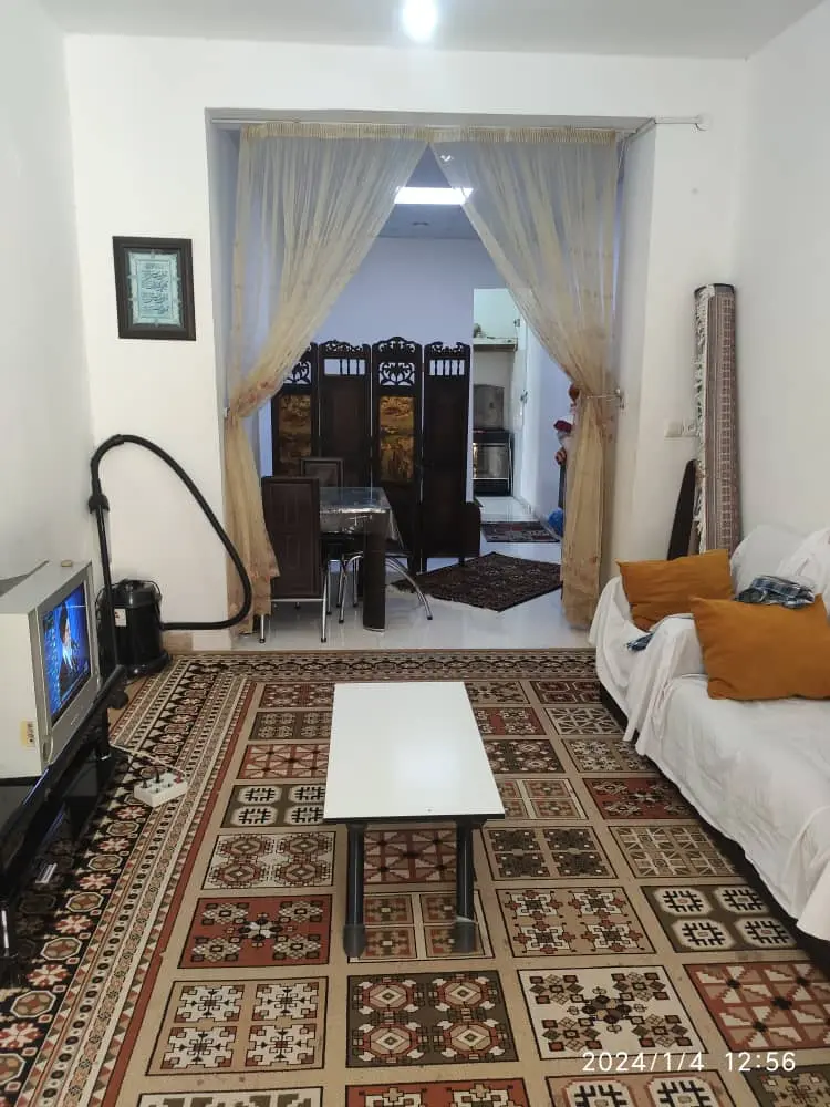 سوئیت ویلایی حیاط دار ماشین رو گلشهر بندرعباس