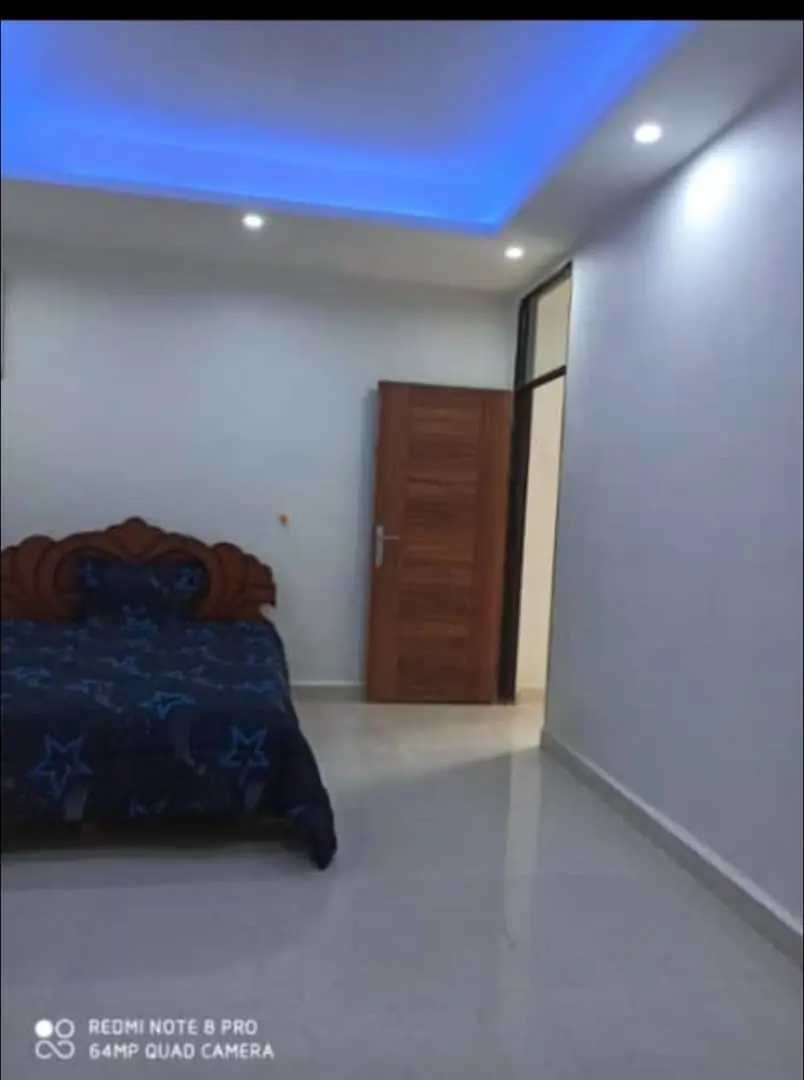 اجاره ویلا باغ فروغ 