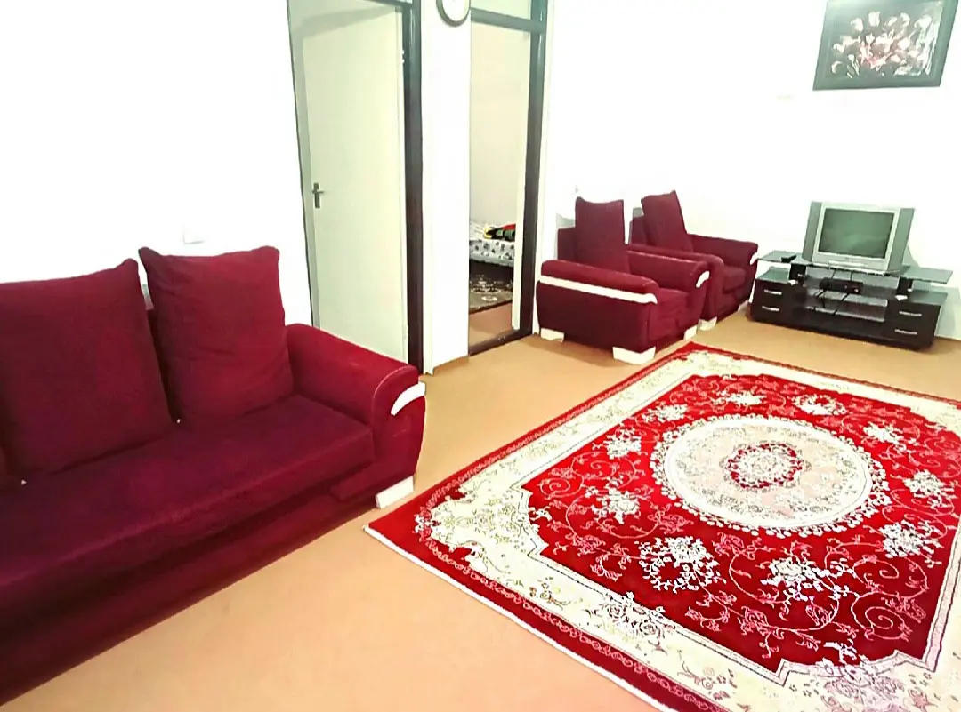 سوئیت دوخوابۀ شمعدونی داخل شهر